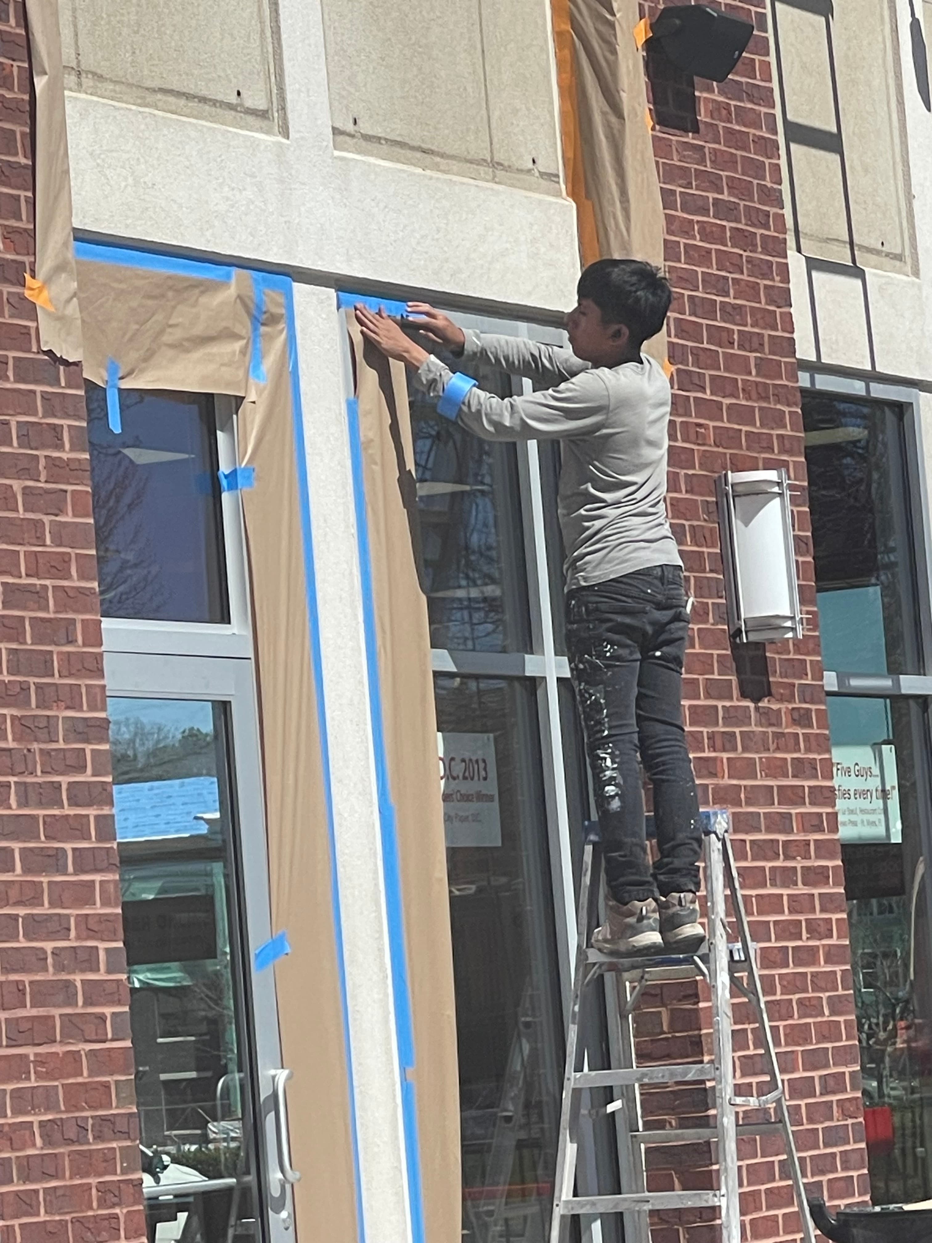 Commercial Building Exterior Trim and Fascia Preparation